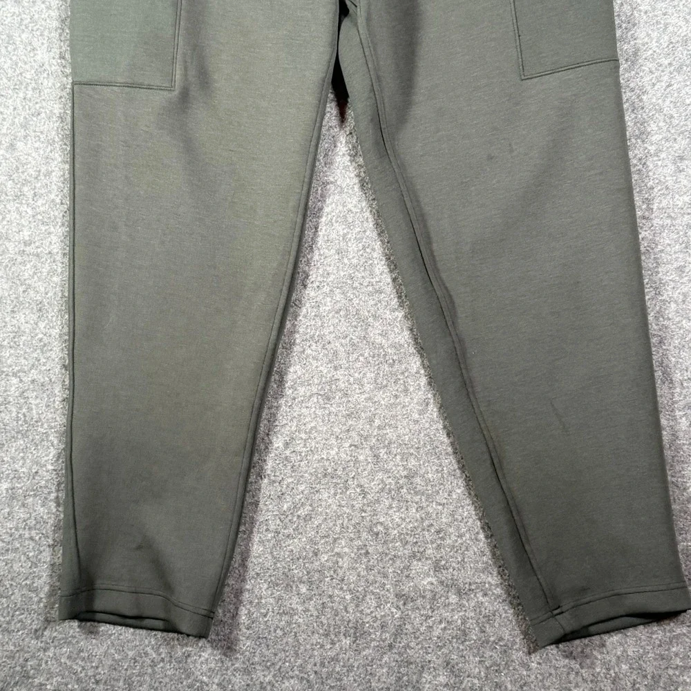 Lululemon Smooth Space Cargo Jogger Pants Dark Olive Green Mens Size M Lounge